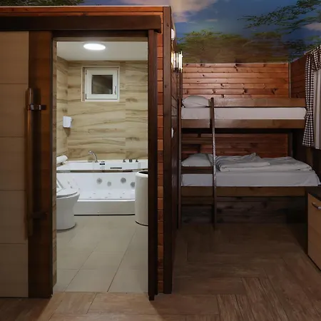 Курортный комплекс Cuki *