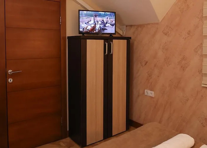 Cuki * Mala Ravna Reka